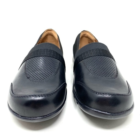 Cobb Hill Penfield A Line Leather Casual Slip-On (Women's) Black XWIDE - Picture 3 of 7